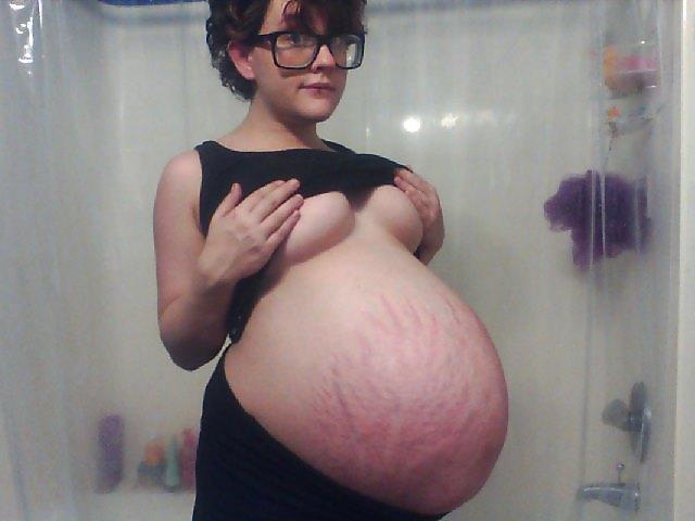 Pregnant Porn Twin - Pregnant with twins - Pregnant Porn Videos